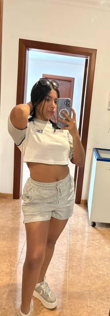 Chica busca chico en Tenerife: 