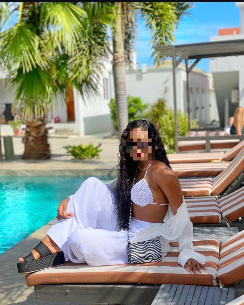 Chica busca chico en Alicante: 