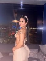 672703505: Chica busca chico en Barcelona