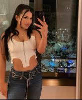 672703505: Chica busca chico en Barcelona