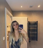 604313043: Chica busca chico en Navarra