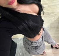 613904332: Chica busca chico en Málaga