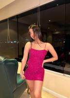 644183744: Chica busca chico en León