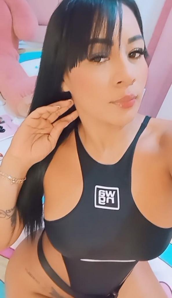 Chica busca chico en Tarragona: Chica busca chico