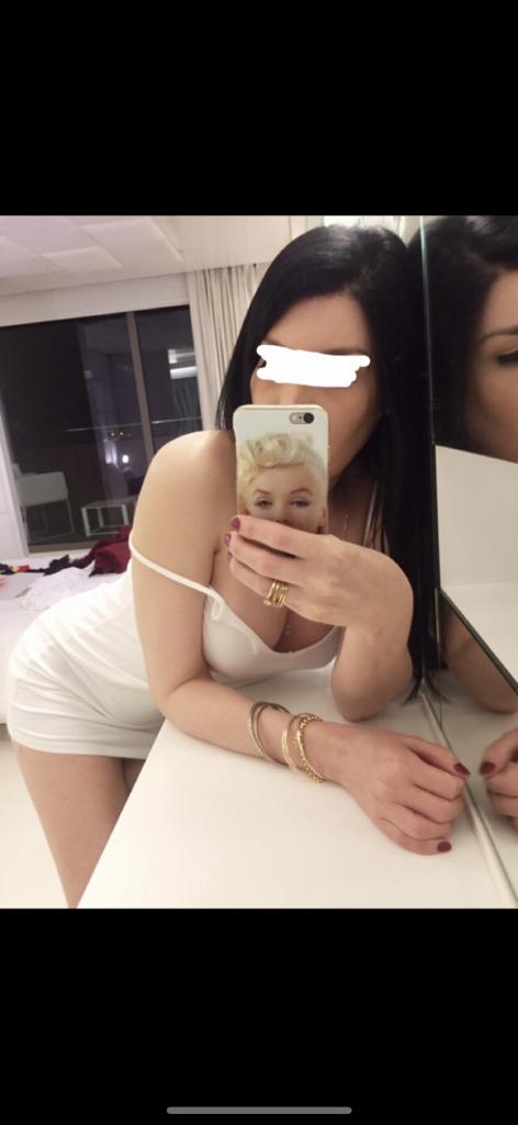 Chica busca chico en Barcelona: 