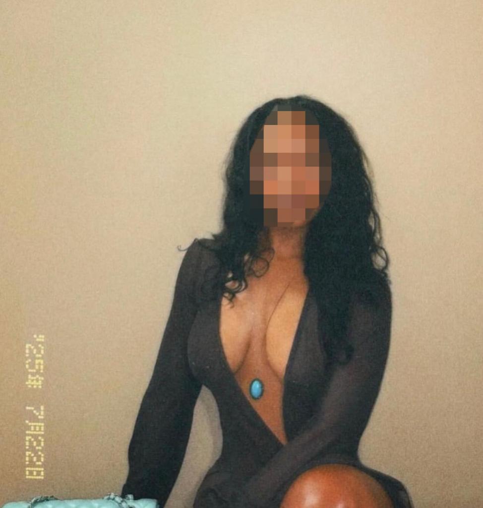 Chica busca chico en Granada: 