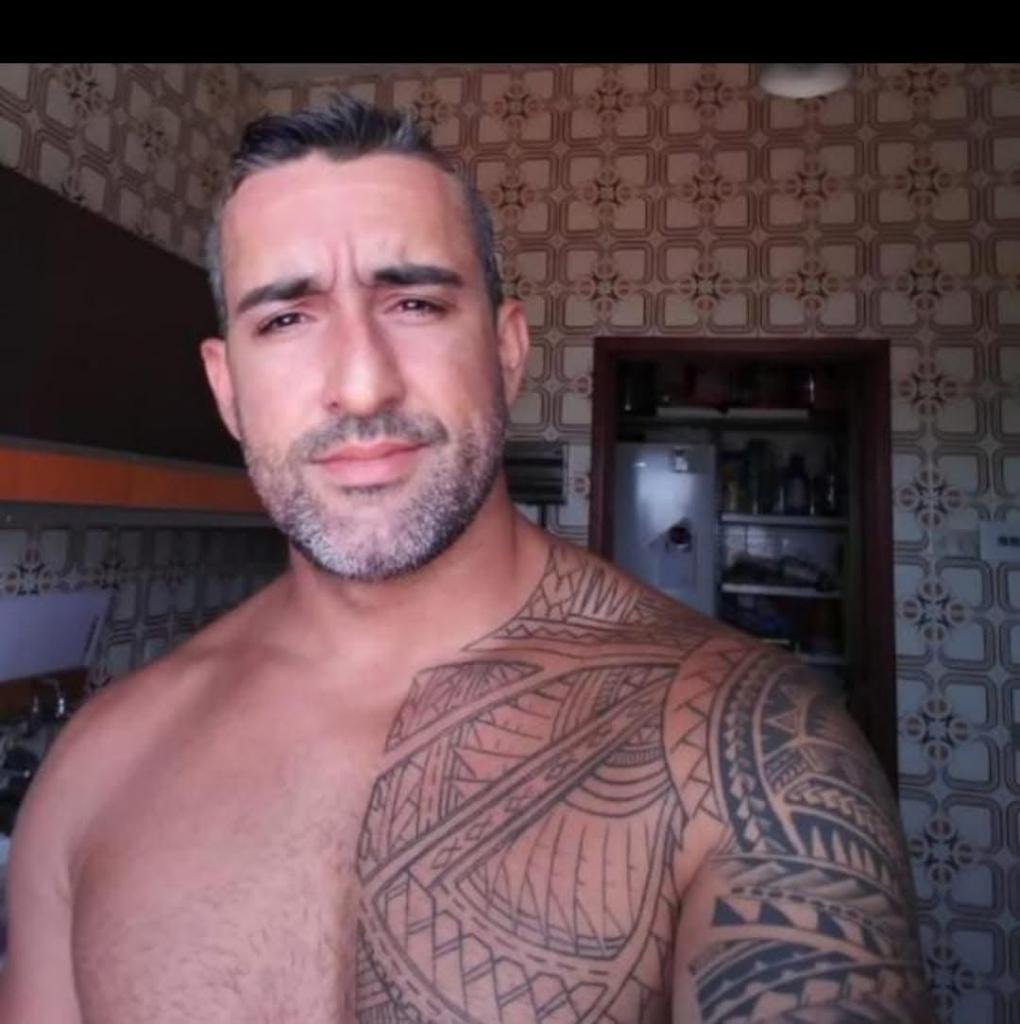 610471177: Chico busca chica en Tenerife