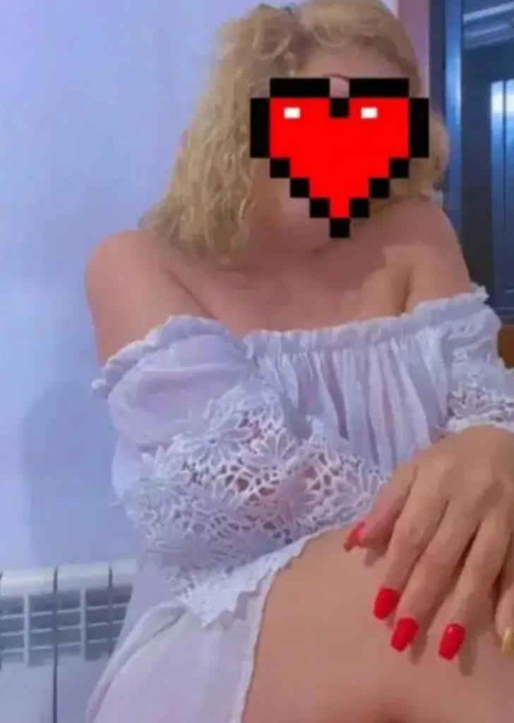 Chica busca chico en La Coruña: 