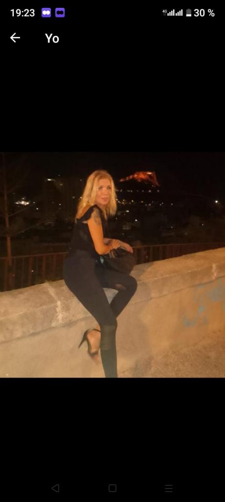 Chica busca chico en Murcia: 