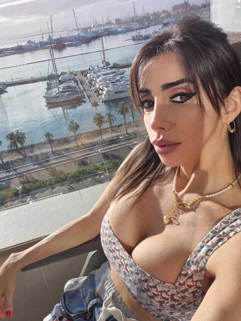 Chica busca chico en Mallorca: Chica busca chico