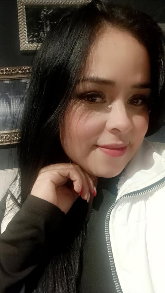 Chica busca chico en Cádiz: 