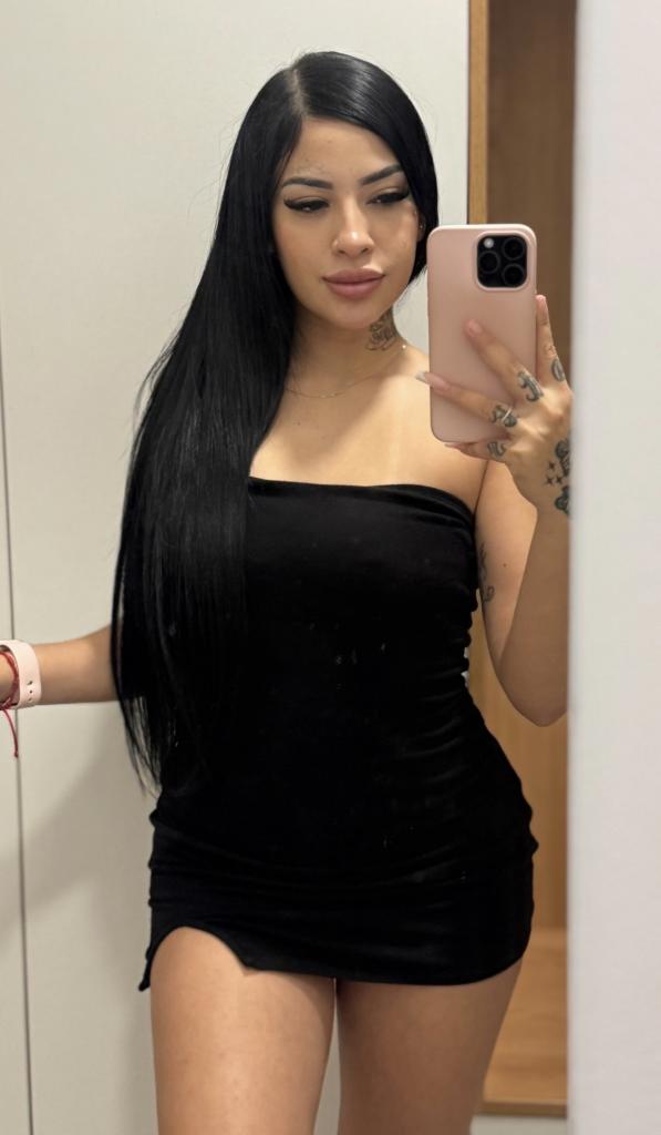 651621908: Chica busca chico en Barcelona