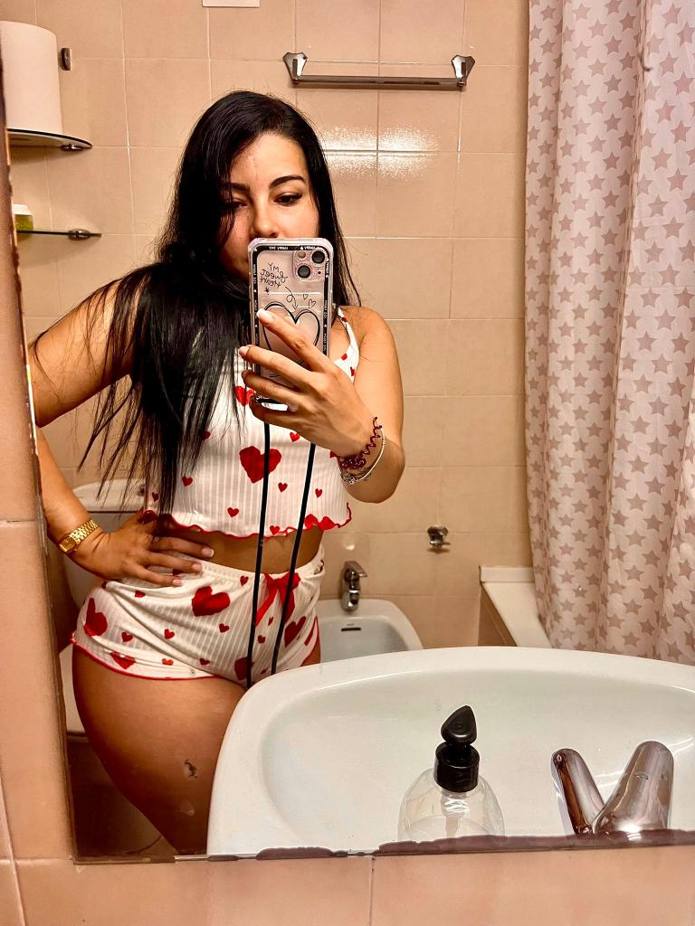 654967354: Chica busca chico en Asturias