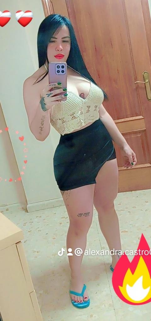 604194976: Chica busca chico en Málaga