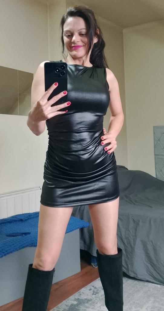 Chica busca chico en Pontevedra: 