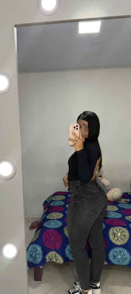 Chica busca chico en Almería: 