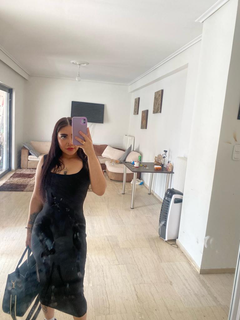 625212250: Chica busca chico en Sevilla