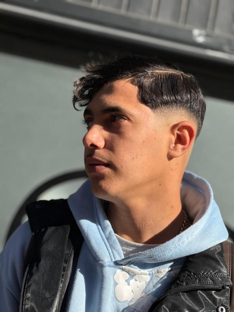 Chico busca chica en Almería: 