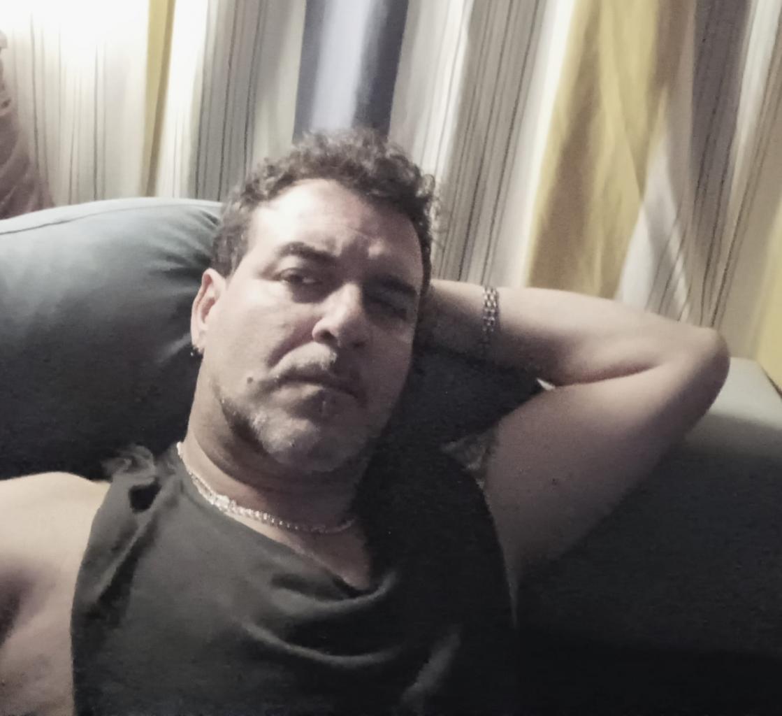 Chico busca chica en Málaga: 