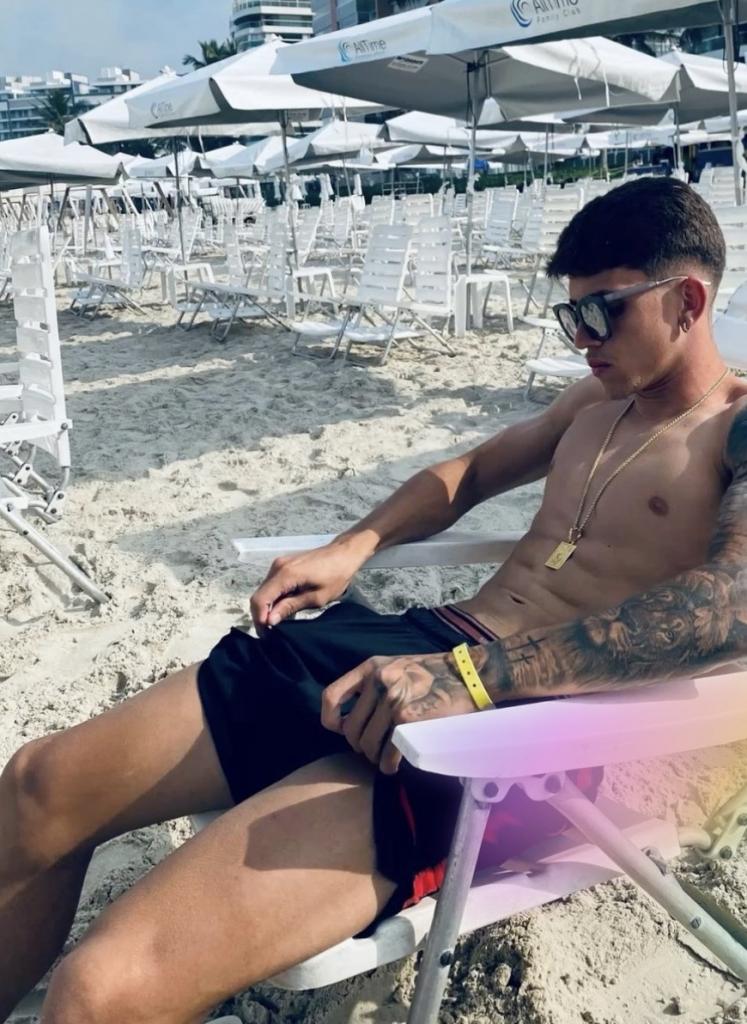 Chico busca chica en La Coruña: 