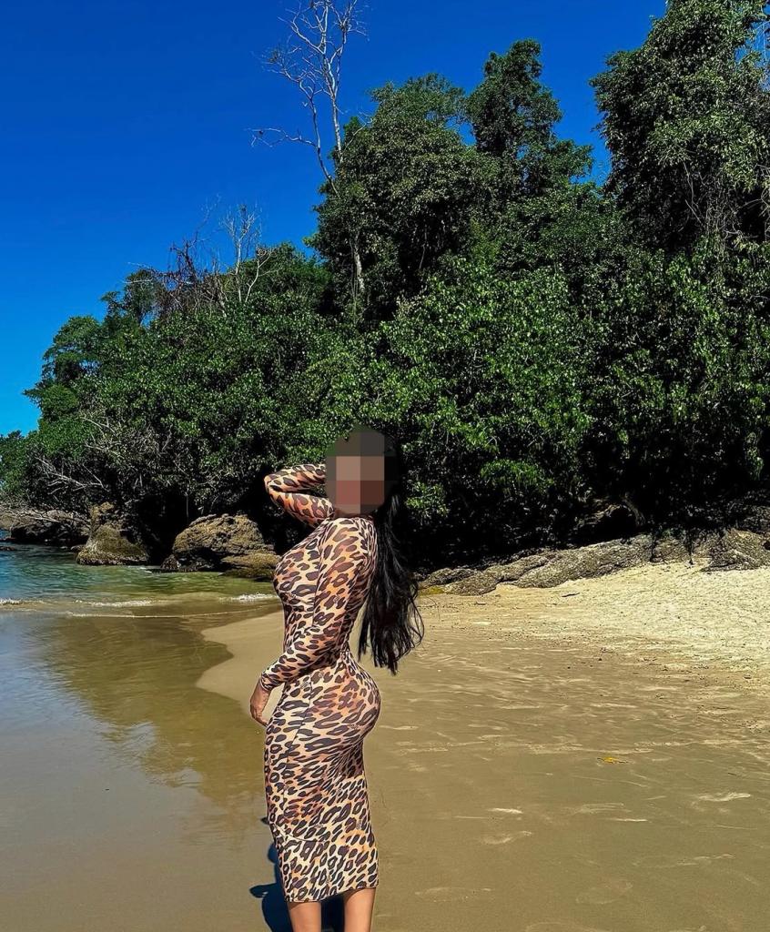 638473102: Chica busca chico en Navarra