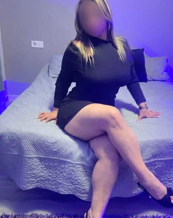 610841465: Chica busca chico en Almería