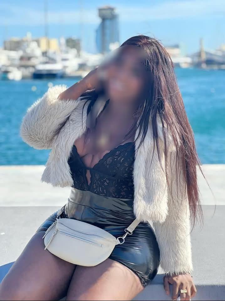 674928460: Chica busca chico en Cádiz