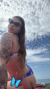 613803989: Chica busca chico en Barcelona