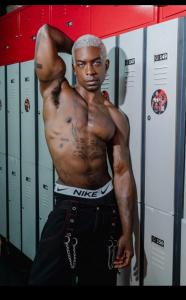 611338689: Chico busca chica en Barcelona