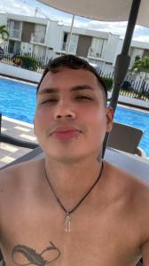 652463982: Chico busca chica en Madrid