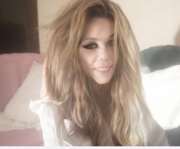 695493387: Chica busca chico en Alicante