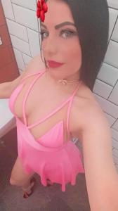 611358838: Chica busca chico en Gerona