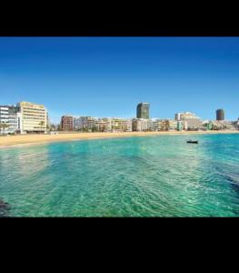 603734943: Chica busca chico en Tenerife