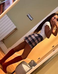 610841465: Chica busca chico en Almería