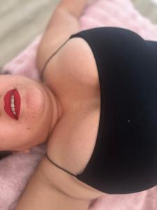 643150698: Chica busca chico en Ibiza