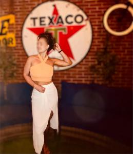 610536517: Chica busca chico en Huelva