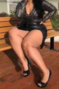 672273743: Chica busca chico en Barcelona