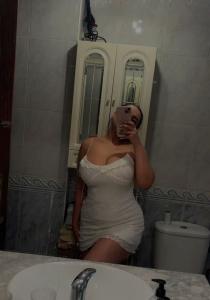 644569667: Chica busca chico en La Coruña