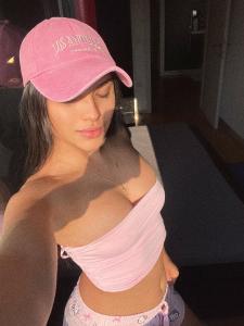 610730665: Chica busca chico en Granada