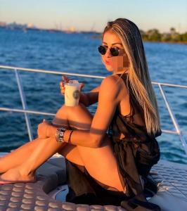 604948887: Chica busca chico en Valencia