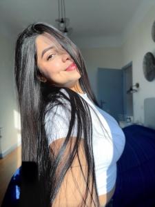 695452728: Chica busca chico en Valencia
