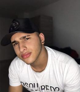 687428825: Chico busca chica en Vizcaya