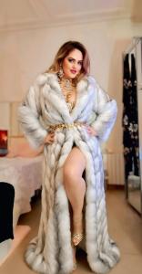 602151153: Chica busca chico en Barcelona