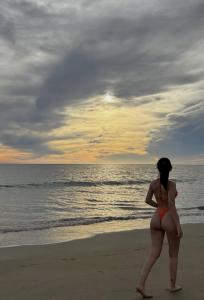 641730619: Chica busca chico en Huelva