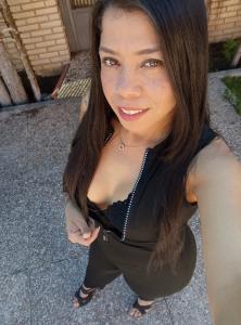 641990148: Chica busca chico en Madrid