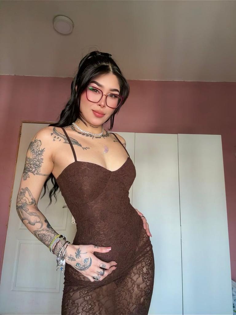 Chica busca chico en Málaga: Chica busca chico