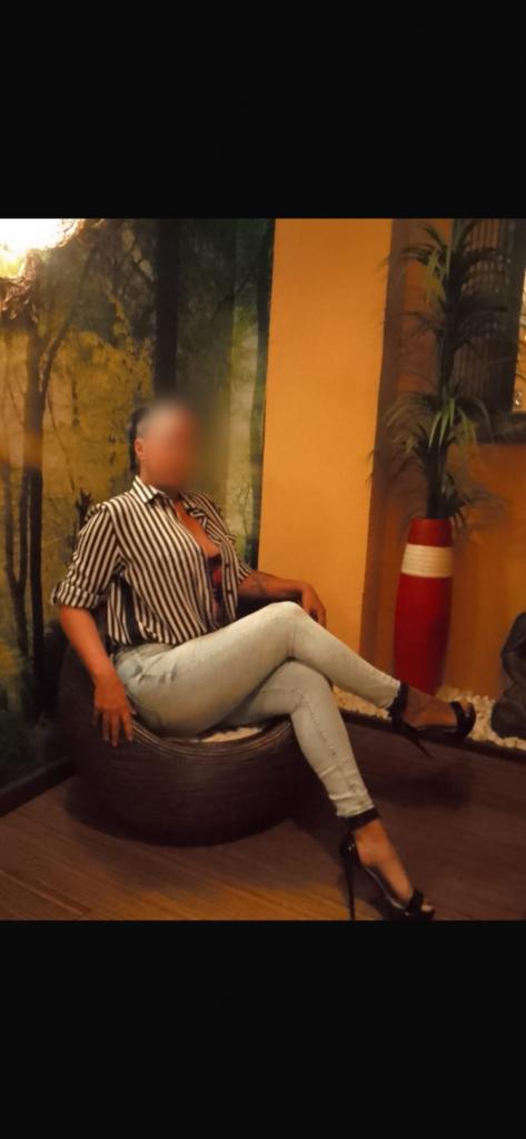 Chica busca chico en Alicante: 