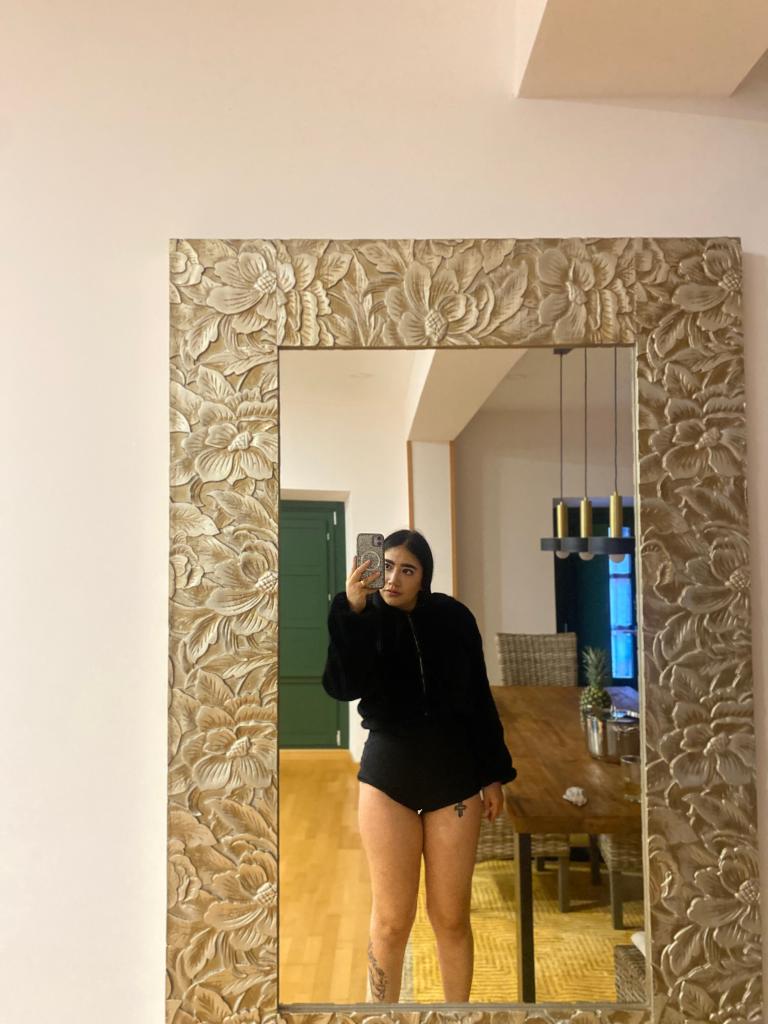 Chica busca chico en Sevilla: 