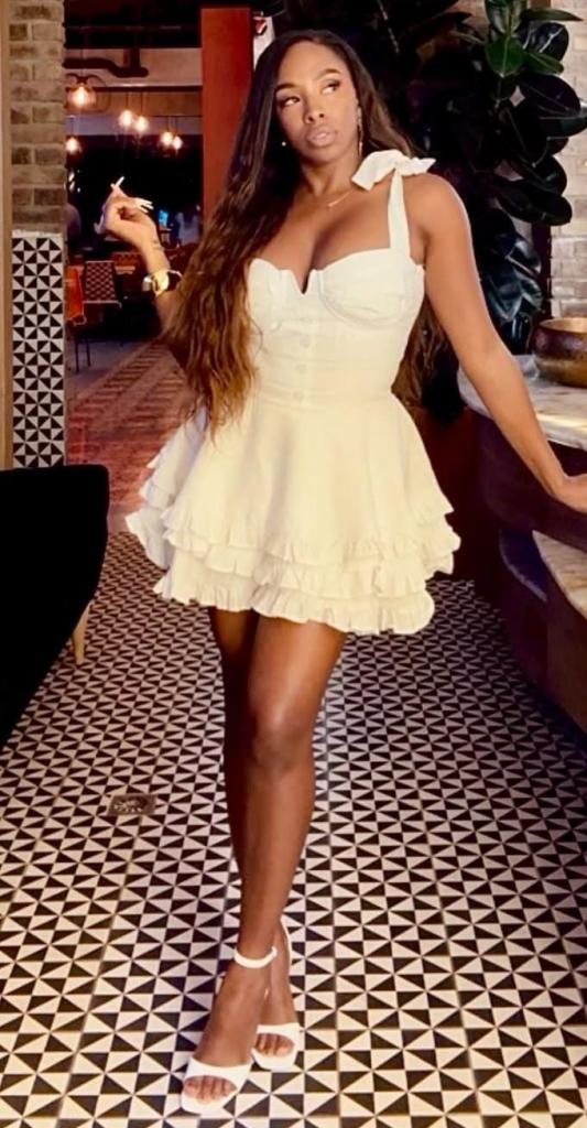 654129504: Chica busca chico en Málaga