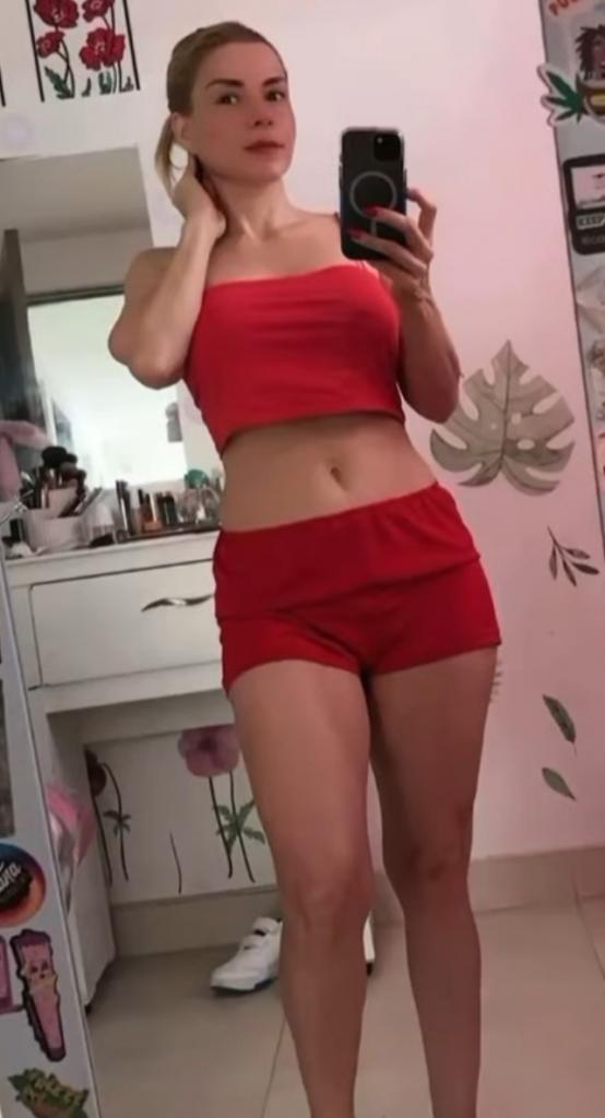 Chica busca chico en Ibiza: 